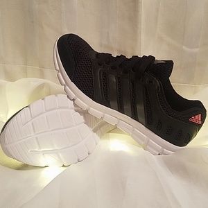 NWOT Women's Size 8 Adidas Running Shoes
